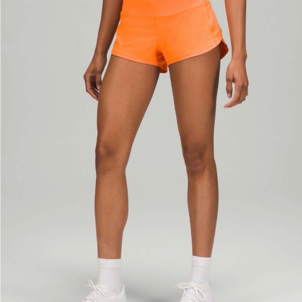 NWT Lululemon Speed Up Low-Rise Lined Short 2.5"